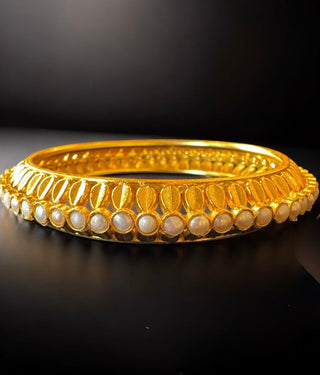 The Moti Tode Silver Pearl Bangle- Single (Size/2.2/ 2.4/2.6/2.8)
