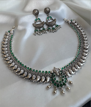 The Dhyana Silver Paisley Necklace