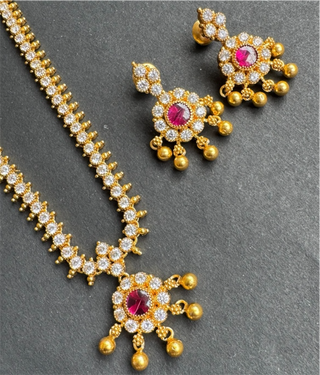 The Arunika Silver Necklace & Earrings (White)