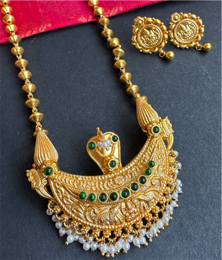 The Pushpita Kokkethathi Silver Kodava Green kemp Necklace & Earrings