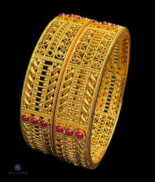 The Aditi Silver Filigree Bangle-Single (Red/Size/2.2/2.4/2.6/2.8)