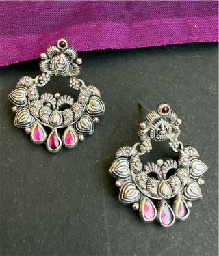 The Vihitha Silver Necklace