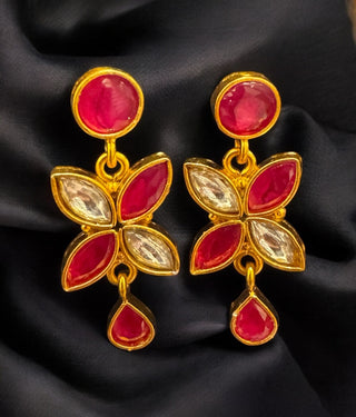 The Soha Silver polki Necklace & Earrings (Red)