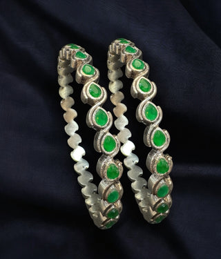 The Piyali Silver Green Kemp Bangle- Single (Oxidised/Size/2.2/ 2.4/2.6/2.8)