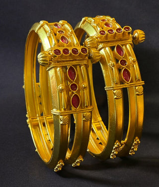 The Madhana Silver Coorgi 2 layer Bracelet-Single (Size 2.2/2.4/2.6/2.8) (Red)