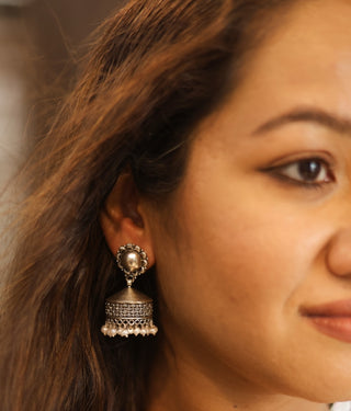 The Pradhva Silver Filigree Pearl Jhumka