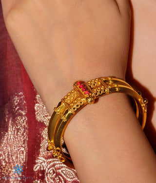 The Kumud Silver Coorgi Bracelet-Single (Two layers Size /2.2/2.4/2.6/2.8)