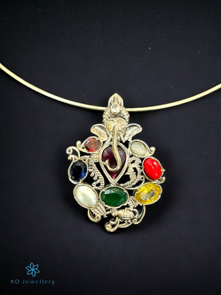 The Kapila Silver Navarathna Ganesha Pendant (Oxidised)