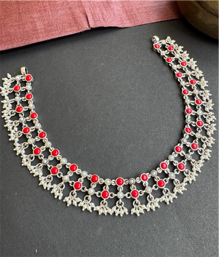 The Sayami Silver Coral Mesh Necklace(Oxidised)