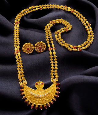 The Arpana Kokkethathi Silver 2 layer Tulsi Mala Necklace & Earrings