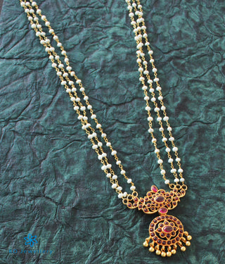 The Manyata Silver Pearl Necklace & Earrings