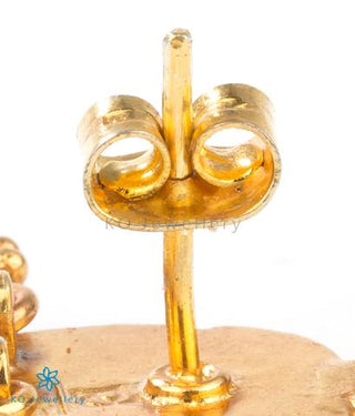 The Sampada Silver Paisley Pearl Necklace Set