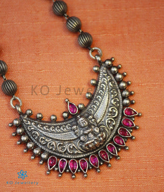 The Vaishnavi Silver Kemp Pendant (Oxidised)