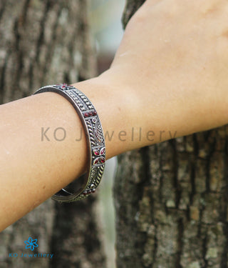 The Mithila Silver Kempu Bangle - Single (Oxidised/Size/2.2/2.4/2.6/2.8)