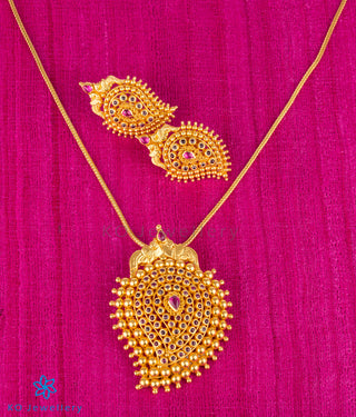 The Prashanti Silver Paisley Pendant & Earrings