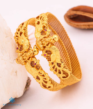 The Abhilasha Lakshmi Silver Bracelet - Single (Size/2.2/2.4/2.6/2.8)