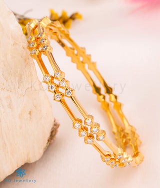 The Abhushana Silver Solitaire Bangle-Single (Size 2.6)