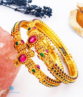 The Aaratrika Silver Kempu Openable Bracelet-Single (Red/Green/Size 2.2/2.4/2.6/2.8)