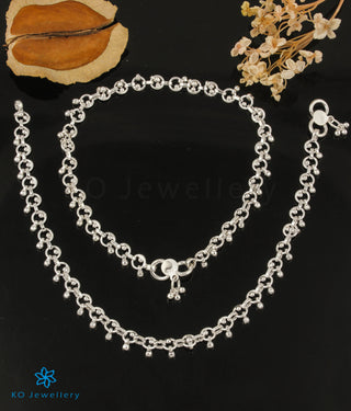The Vartula Silver Anklets