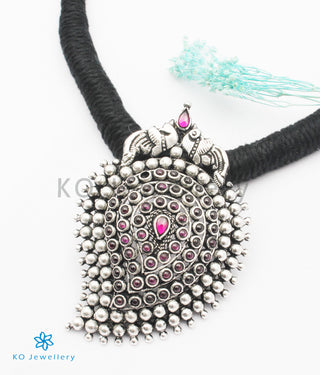 The Prashanti Silver Paisley Thread Necklace (Black)