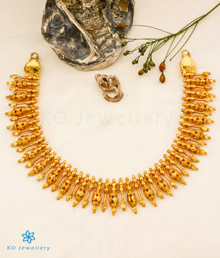 The Inchara Silver Necklace (Medium)