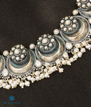 The Mahika Kempu Necklace (Pearl/Oxidised)