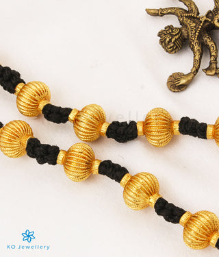 The Vaishnavi Jomale Silver Necklace (Black/Medium)