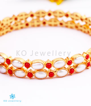 The Adviti Silver Pearl & Coral Bangle (Size/2.2/2.4/2.6/2.8)