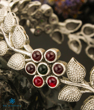 The Samhat Silver Bangle (Oxidised/Size 2.2/2.4/2.6/2.8)